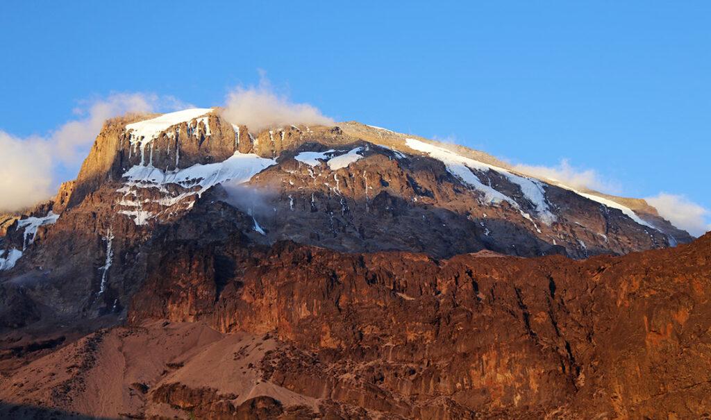 kilimanjaro trekking tour